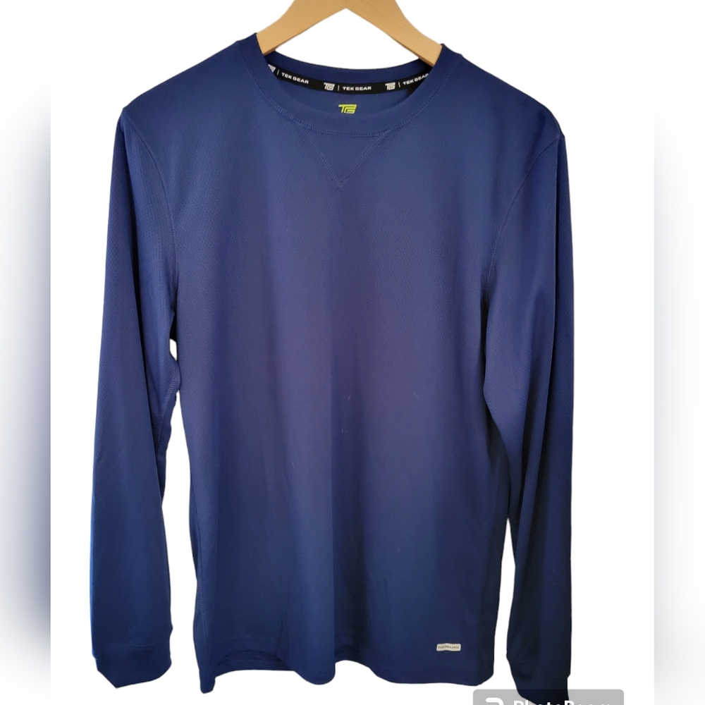 ⭐️Men's Tek Gear Long Sleeve Shirt